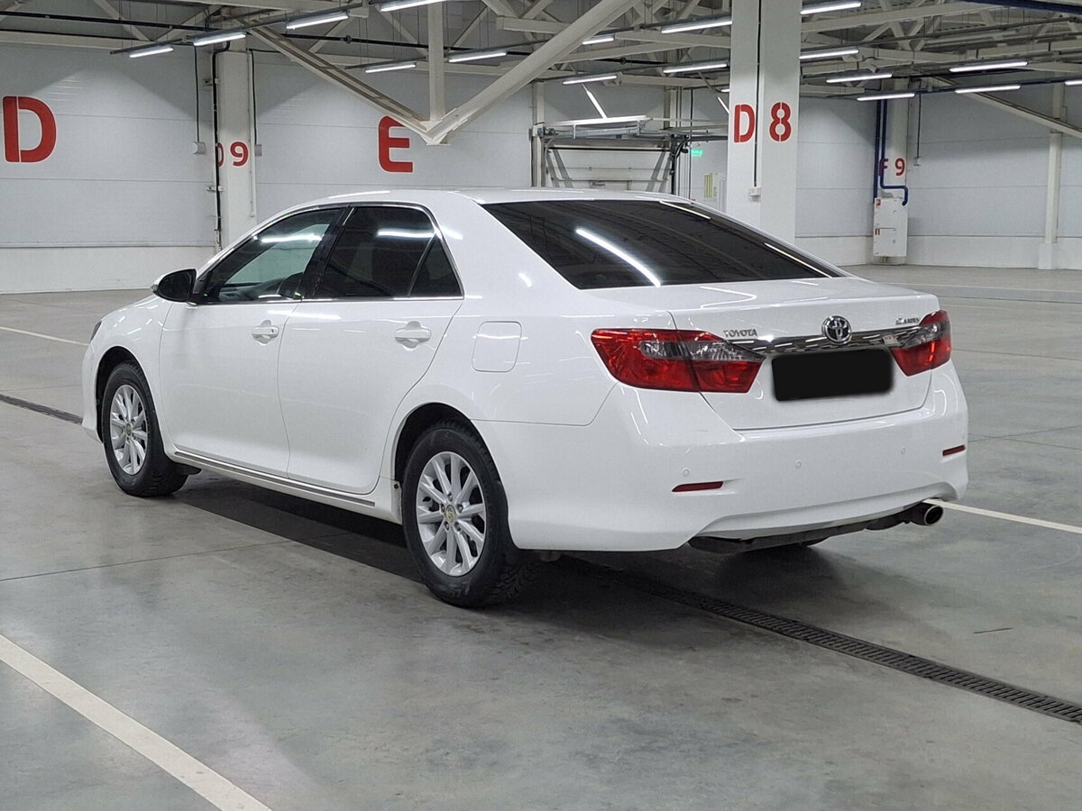 Купить Toyota Camry с пробегом. Фото: #6