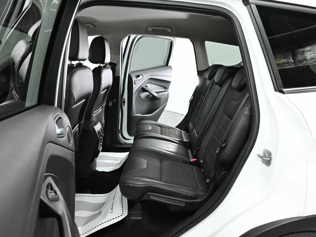 Купить Ford Kuga с пробегом. Фото: #13