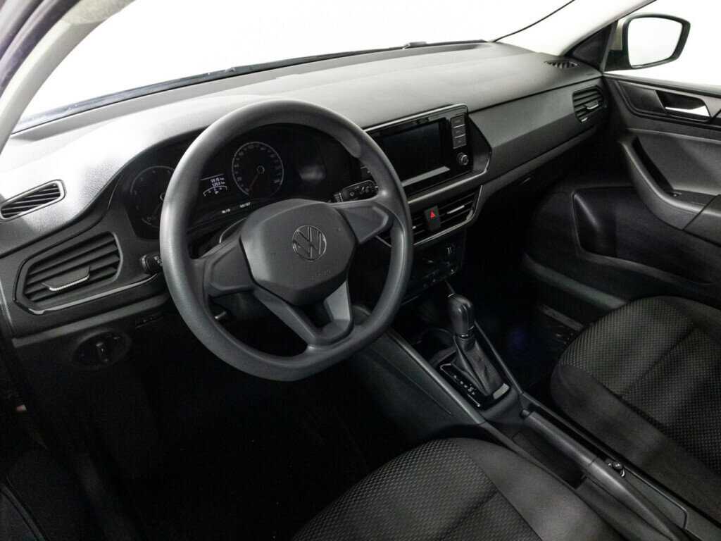 Купить Volkswagen Polo с пробегом. Фото: #10