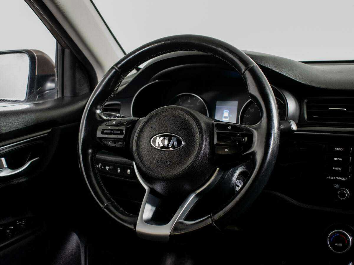 Купить Kia Rio с пробегом. Фото: #9