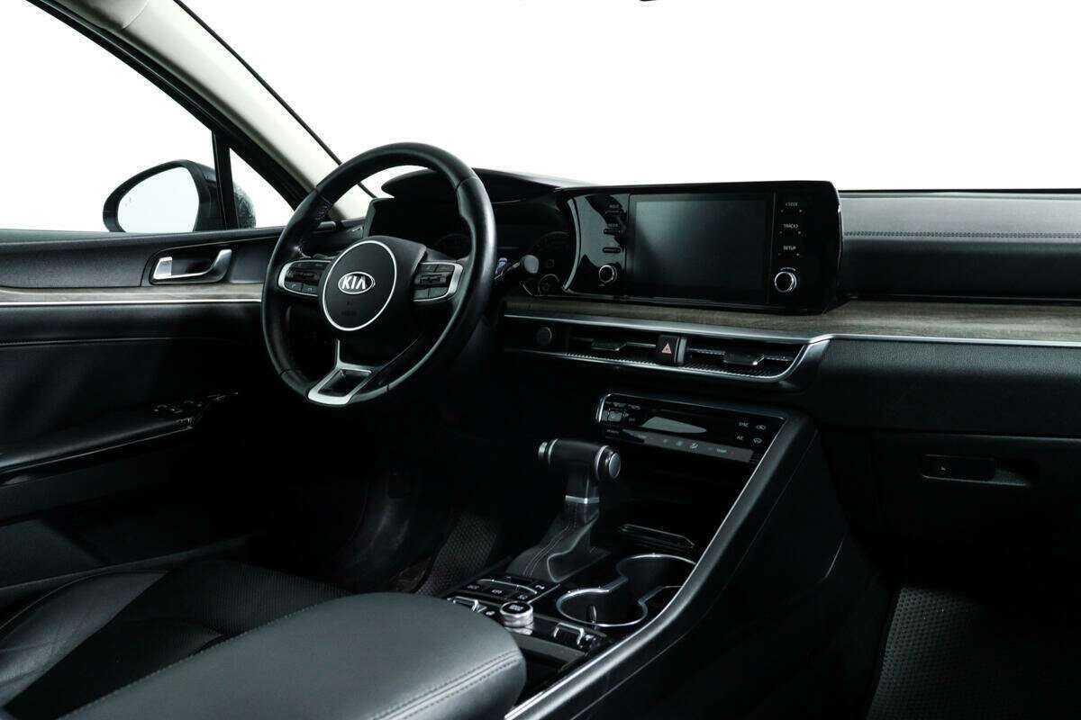 Купить Kia K5 с пробегом. Фото: #8