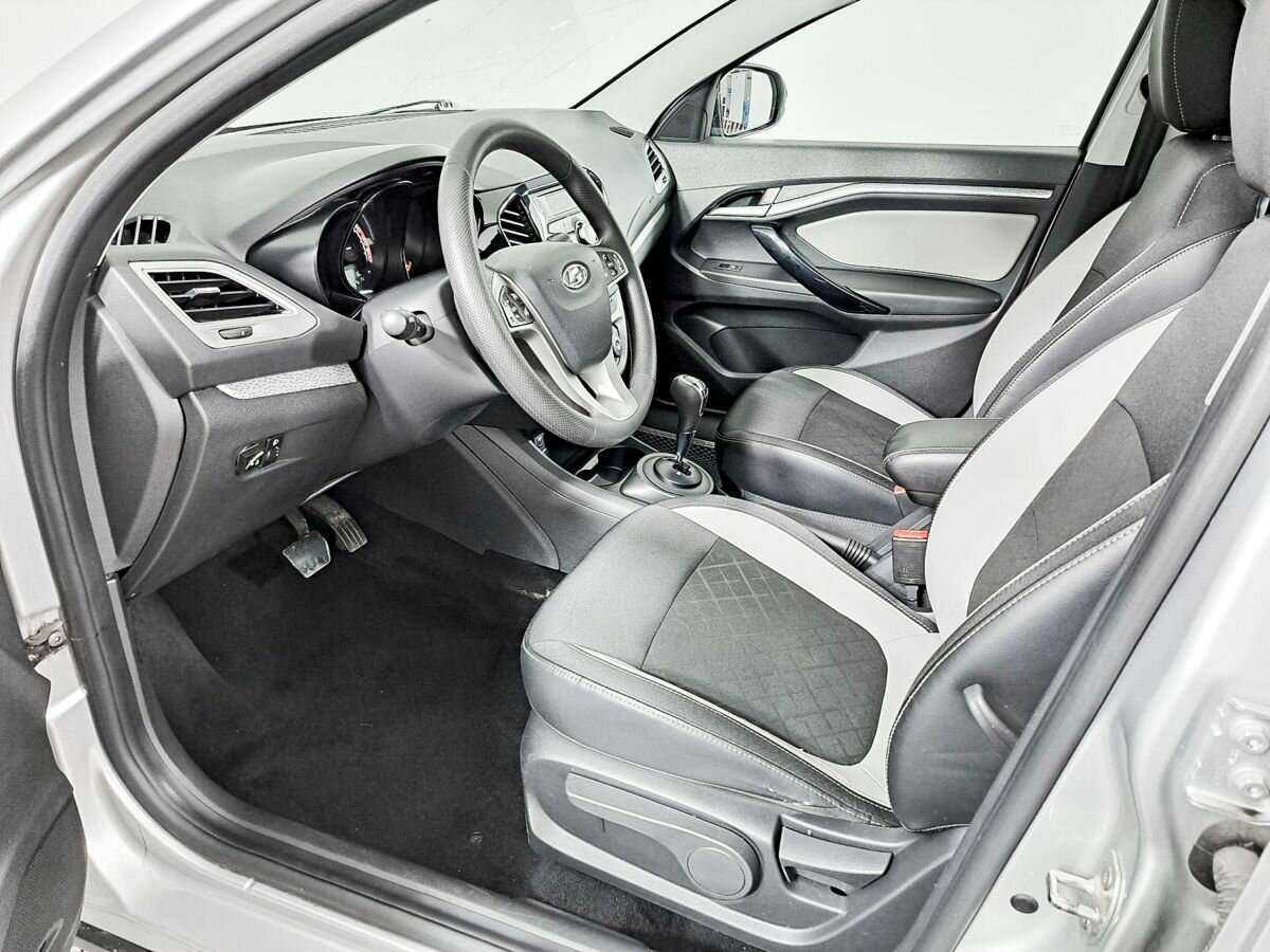 Купить Lada (ВАЗ) Vesta с пробегом. Фото: #13