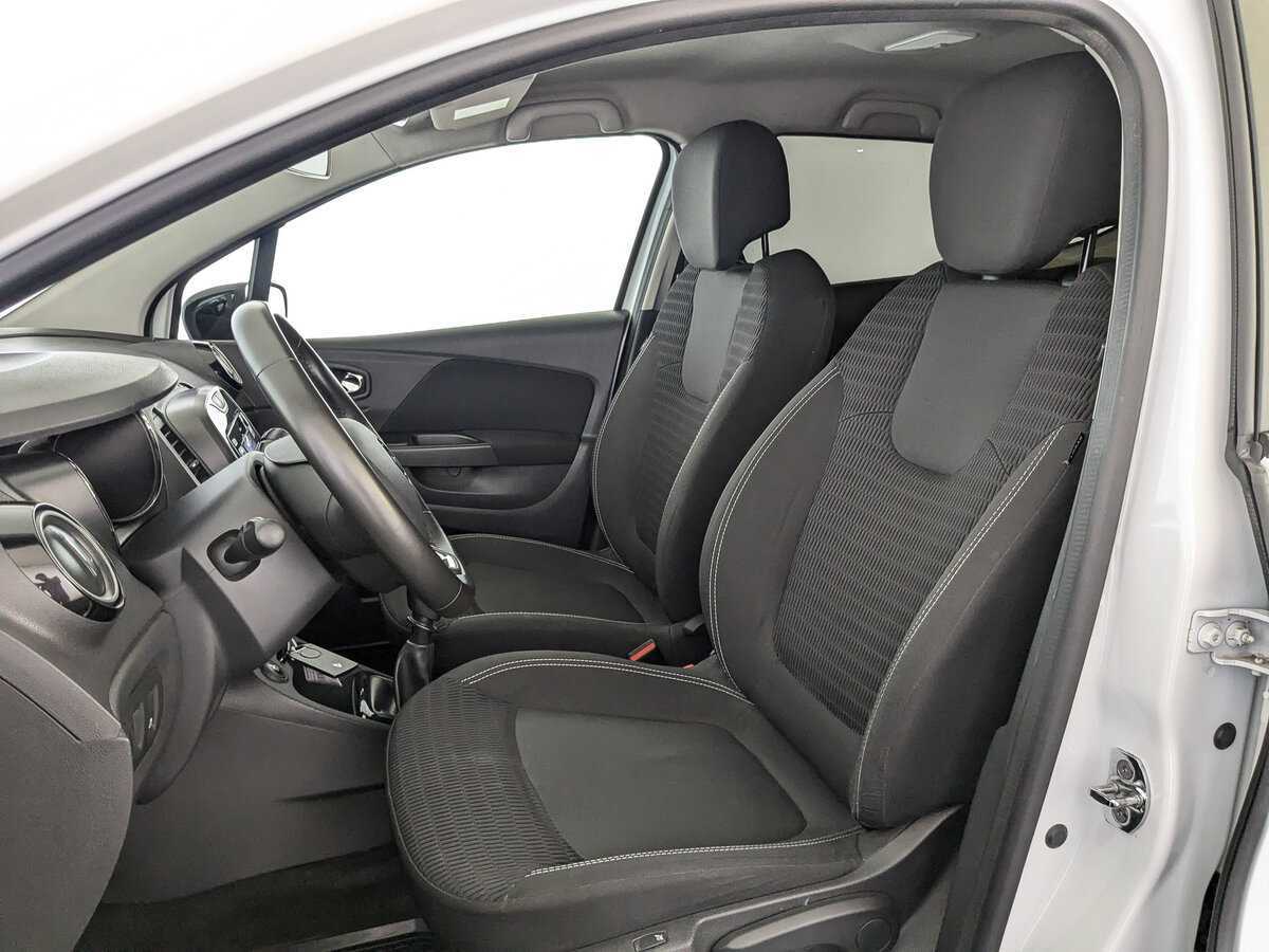 Купить Renault Kaptur с пробегом. Фото: #15