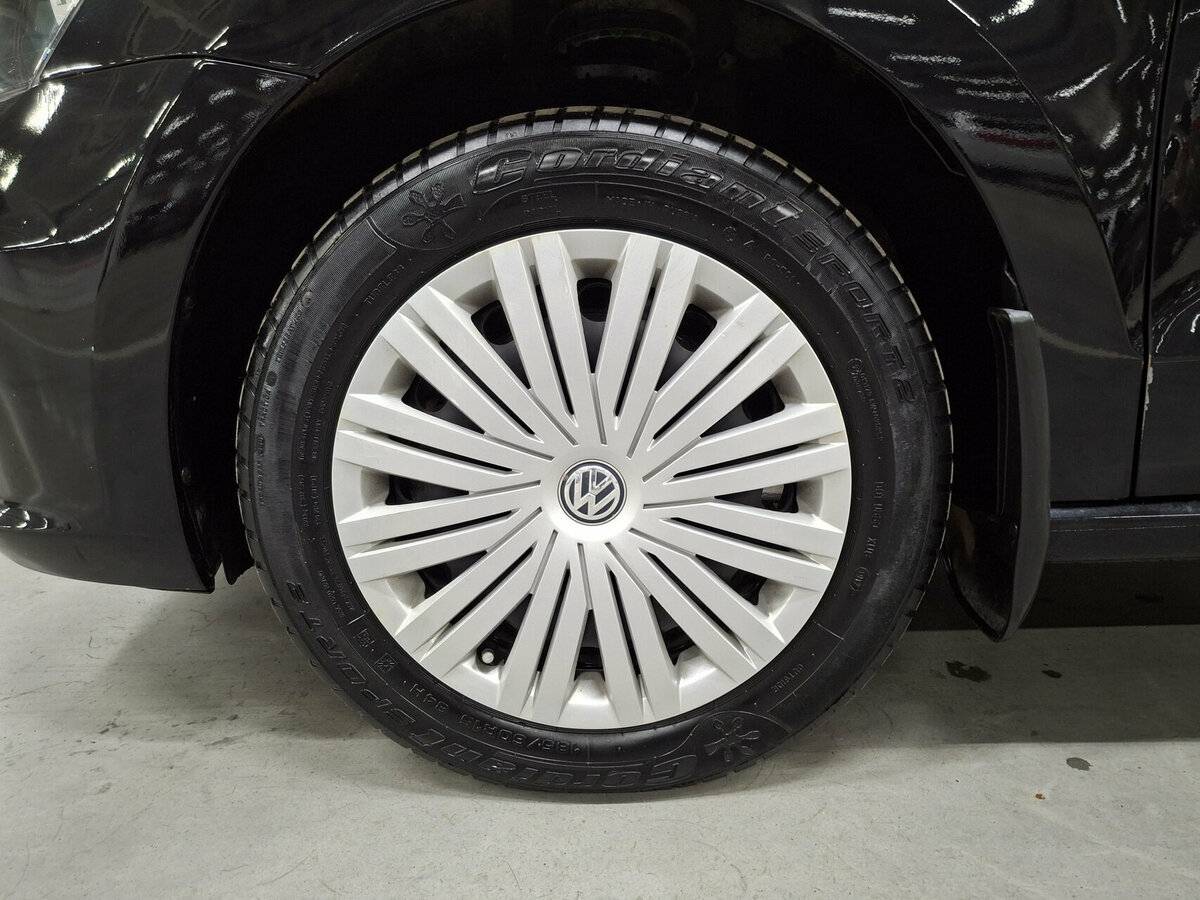 Купить Volkswagen Polo с пробегом. Фото: #17