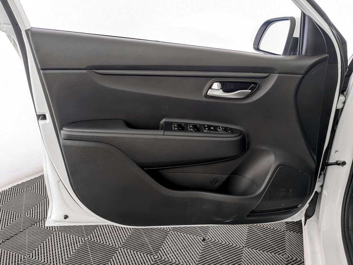 Купить Kia Rio с пробегом. Фото: #14