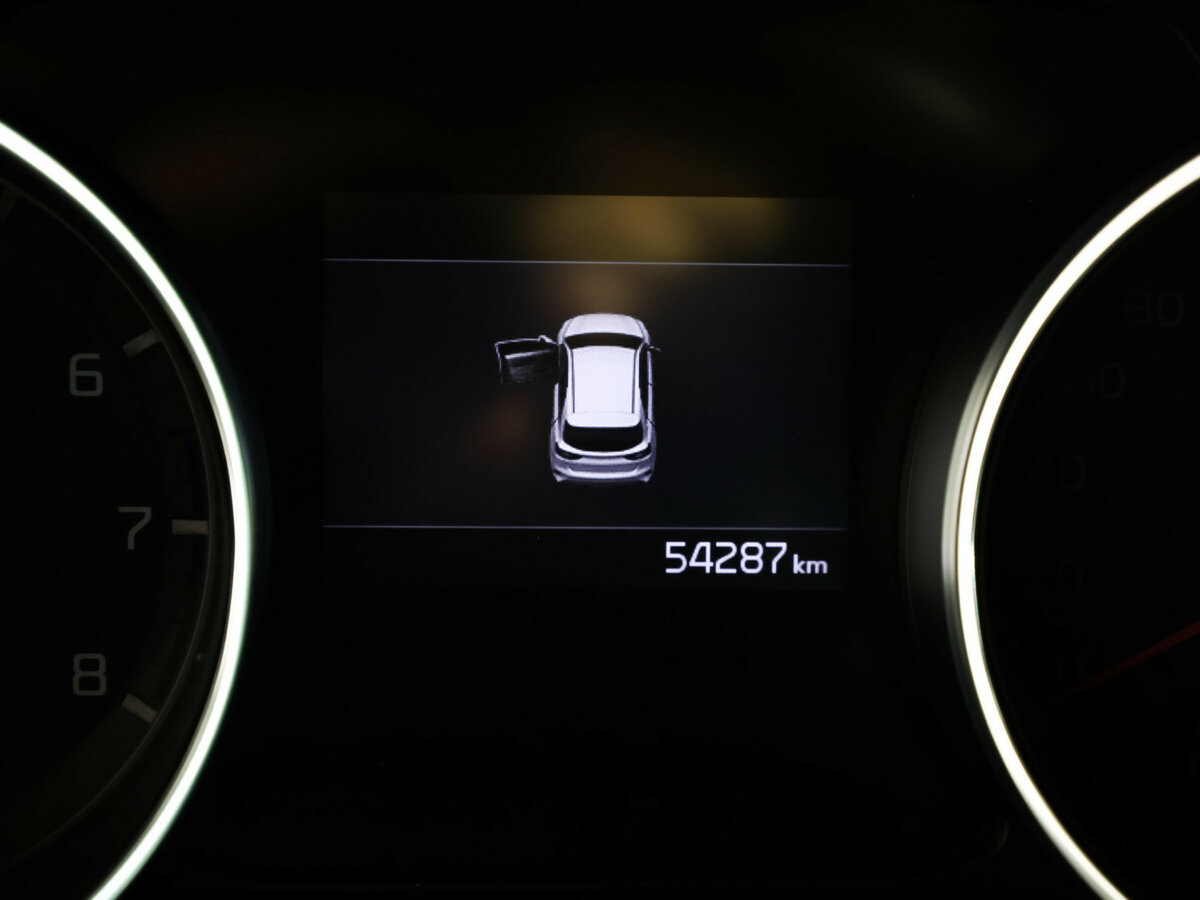 Купить Kia Ceed с пробегом. Фото: #10