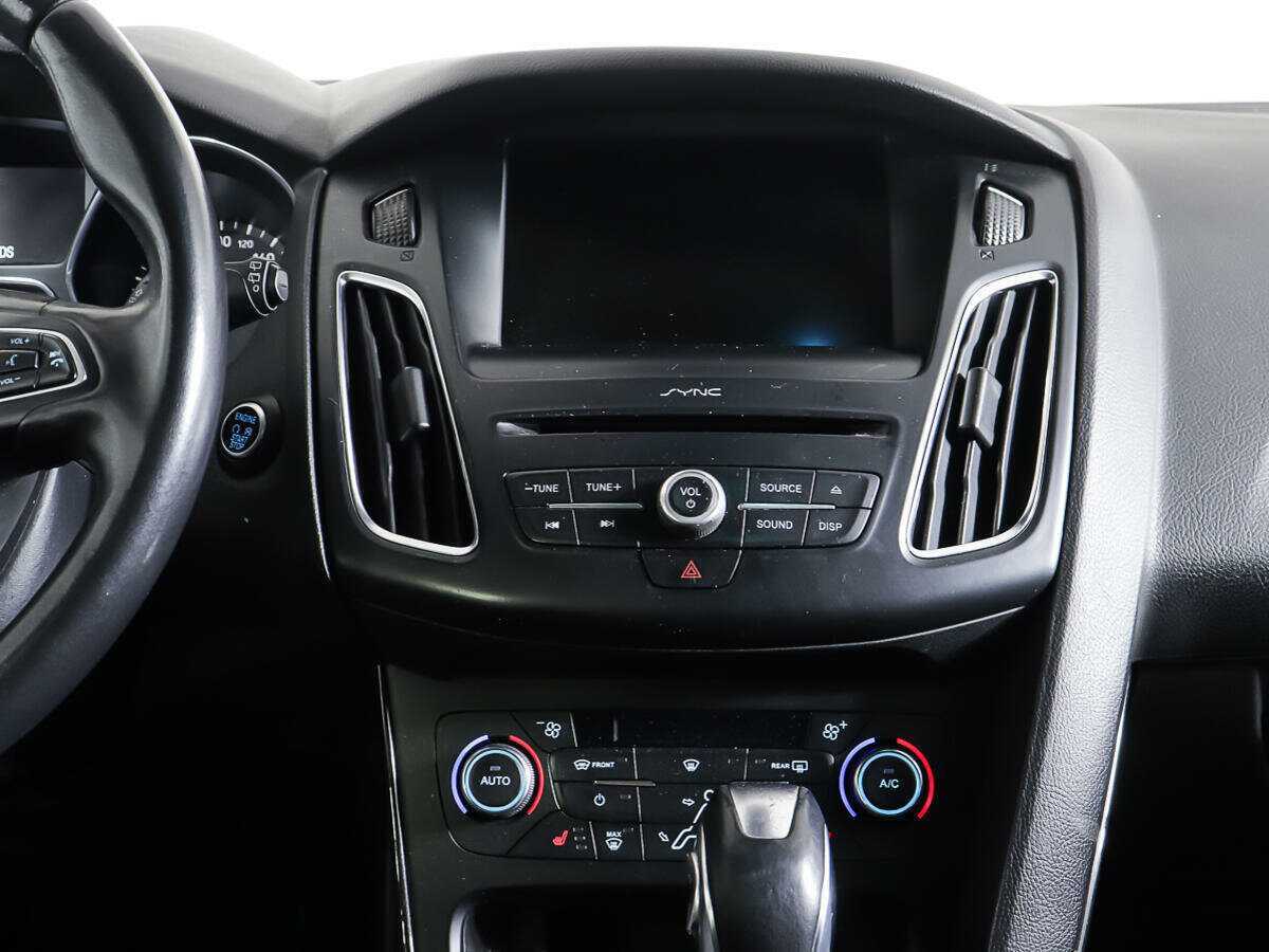 Купить Ford Focus с пробегом. Фото: #13