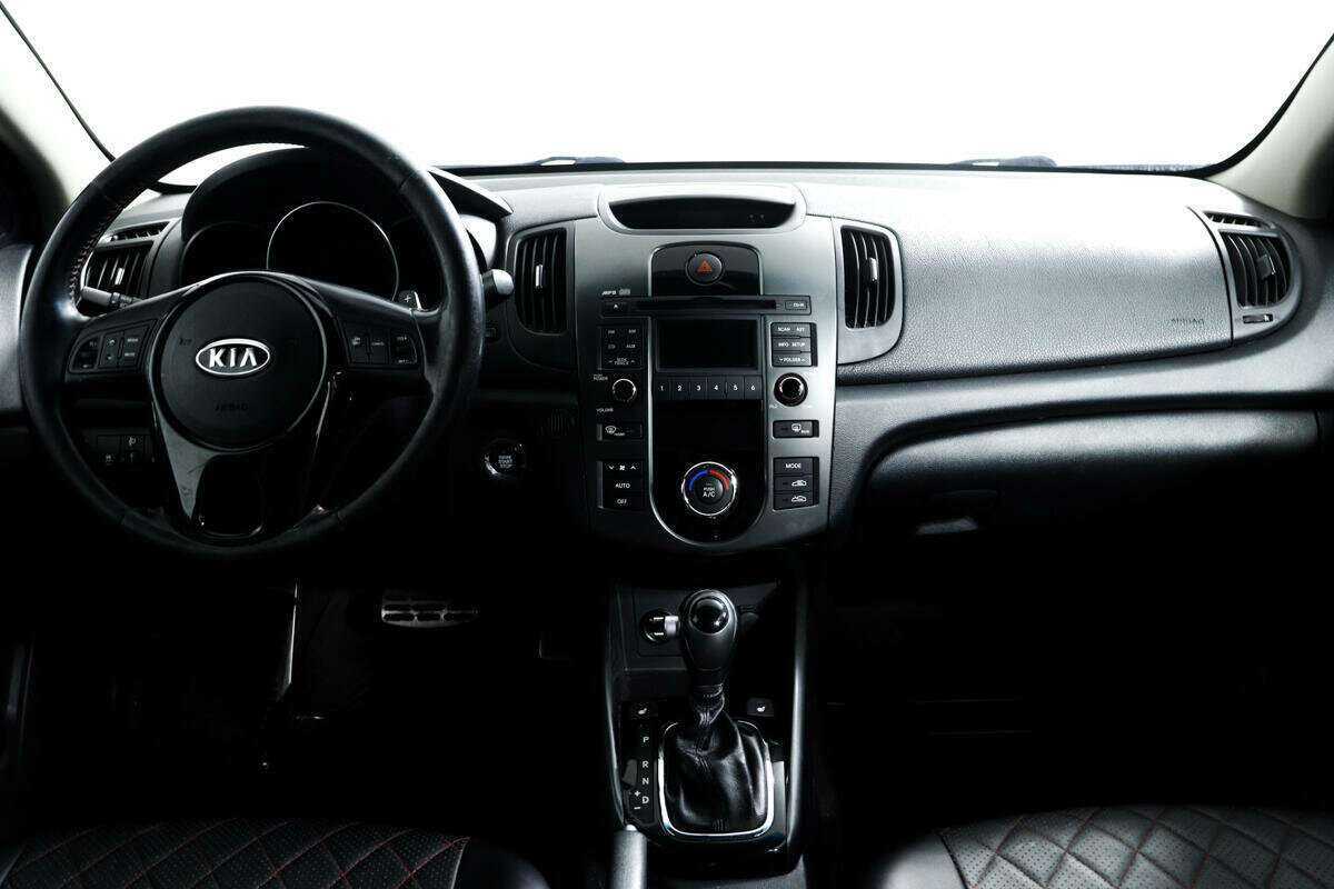 Купить Kia Cerato с пробегом. Фото: #10
