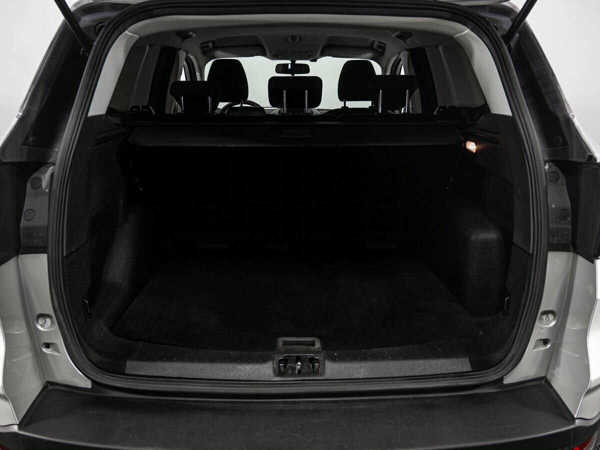 Купить Ford Kuga с пробегом. Фото: #21