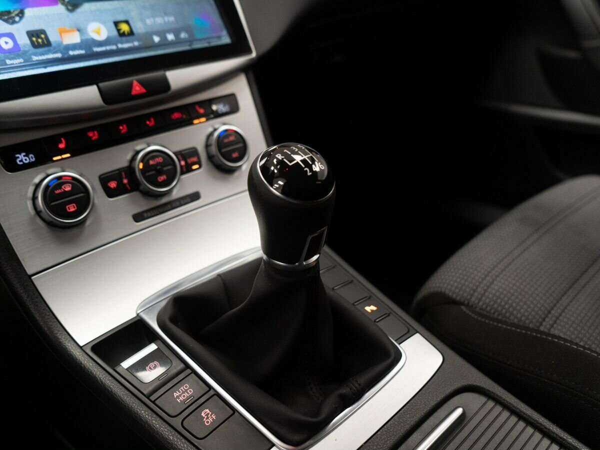 Купить Volkswagen Passat CC с пробегом. Фото: #12