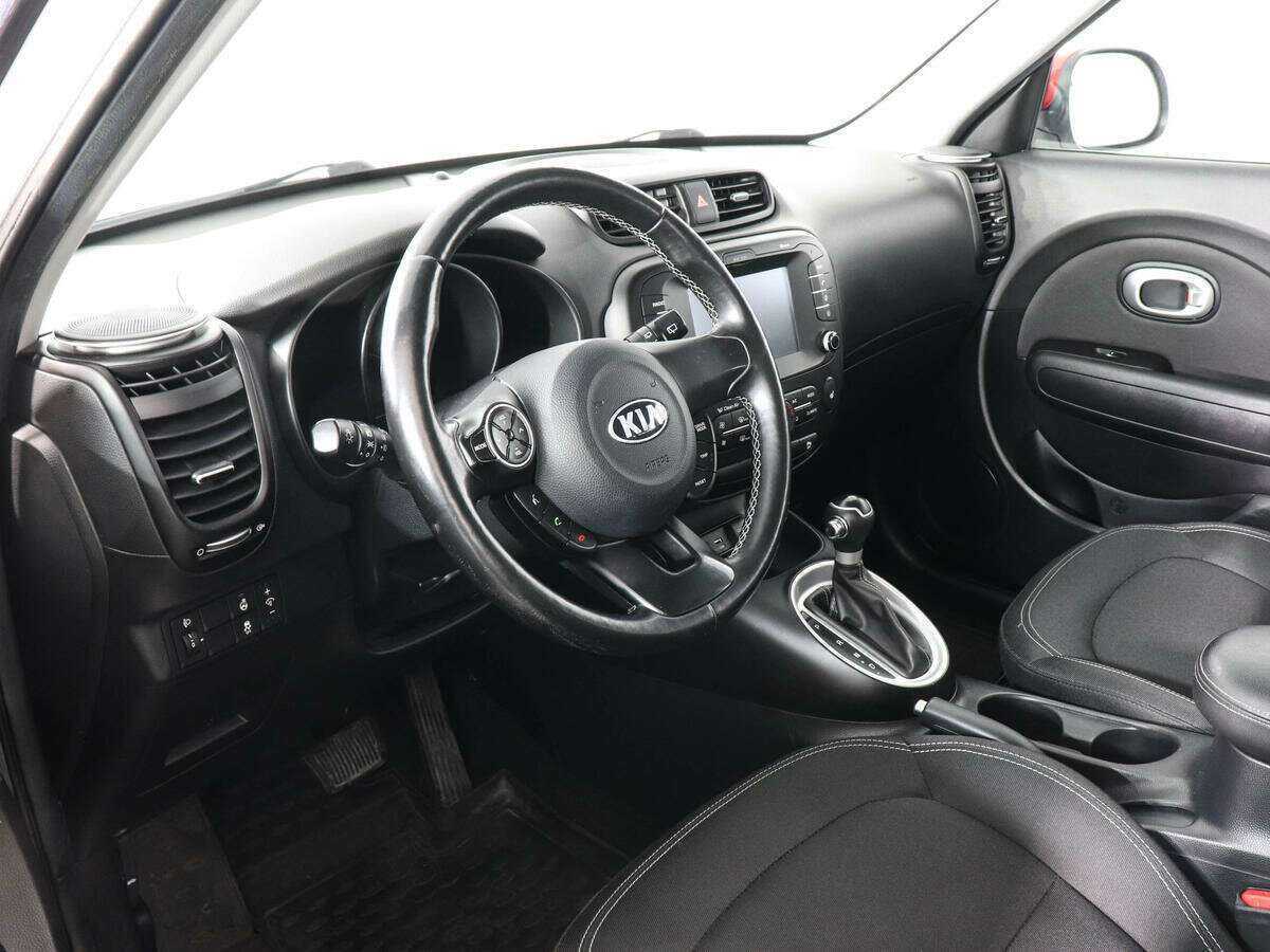 Купить Kia Soul с пробегом. Фото: #8
