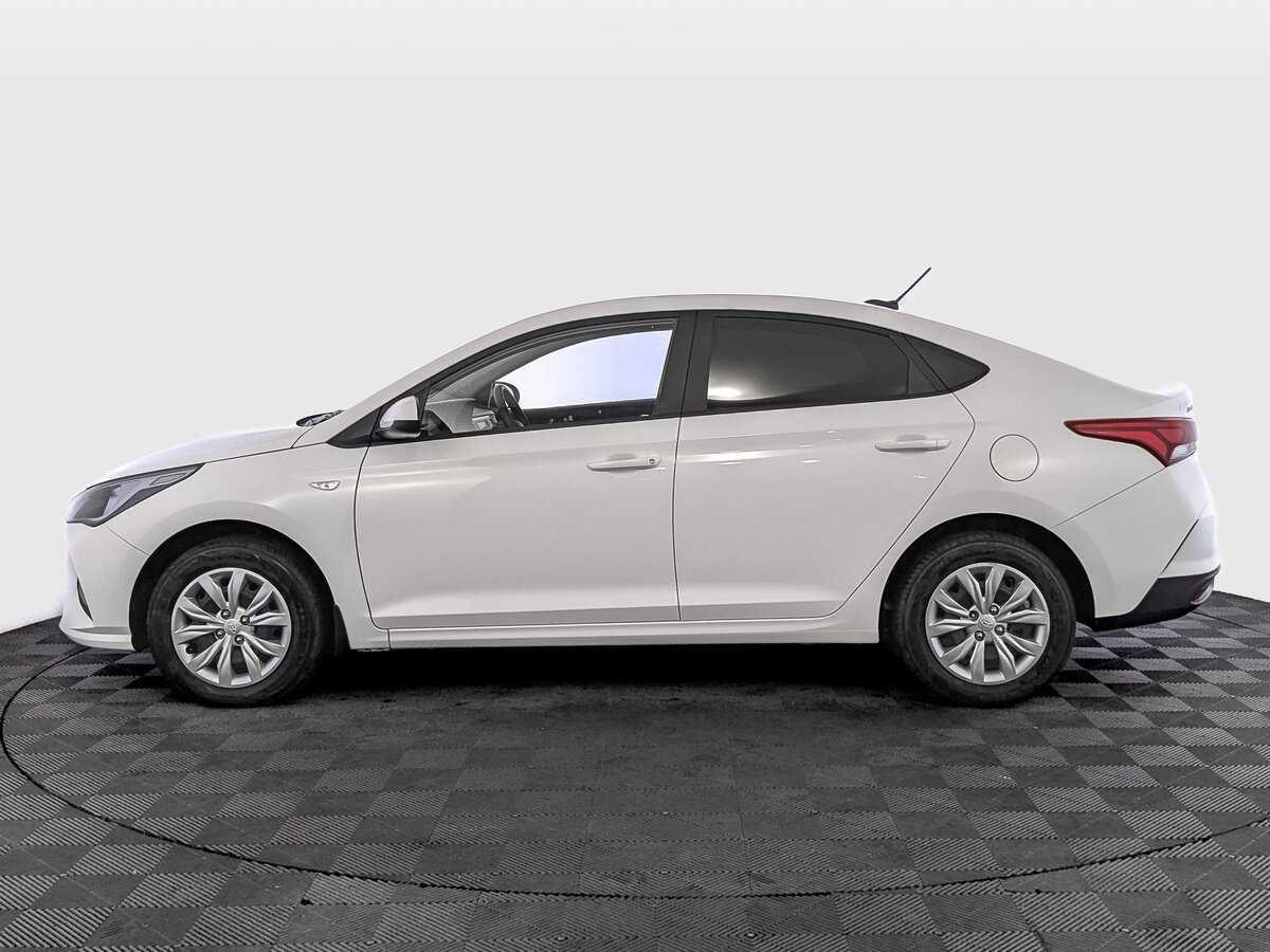 Купить Hyundai Solaris с пробегом. Фото: #7
