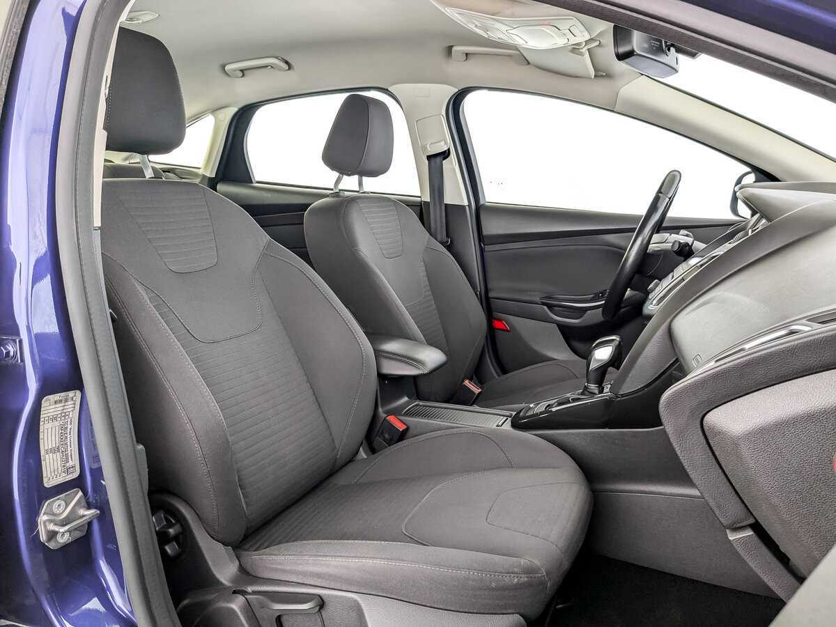 Купить Ford Focus с пробегом. Фото: #18