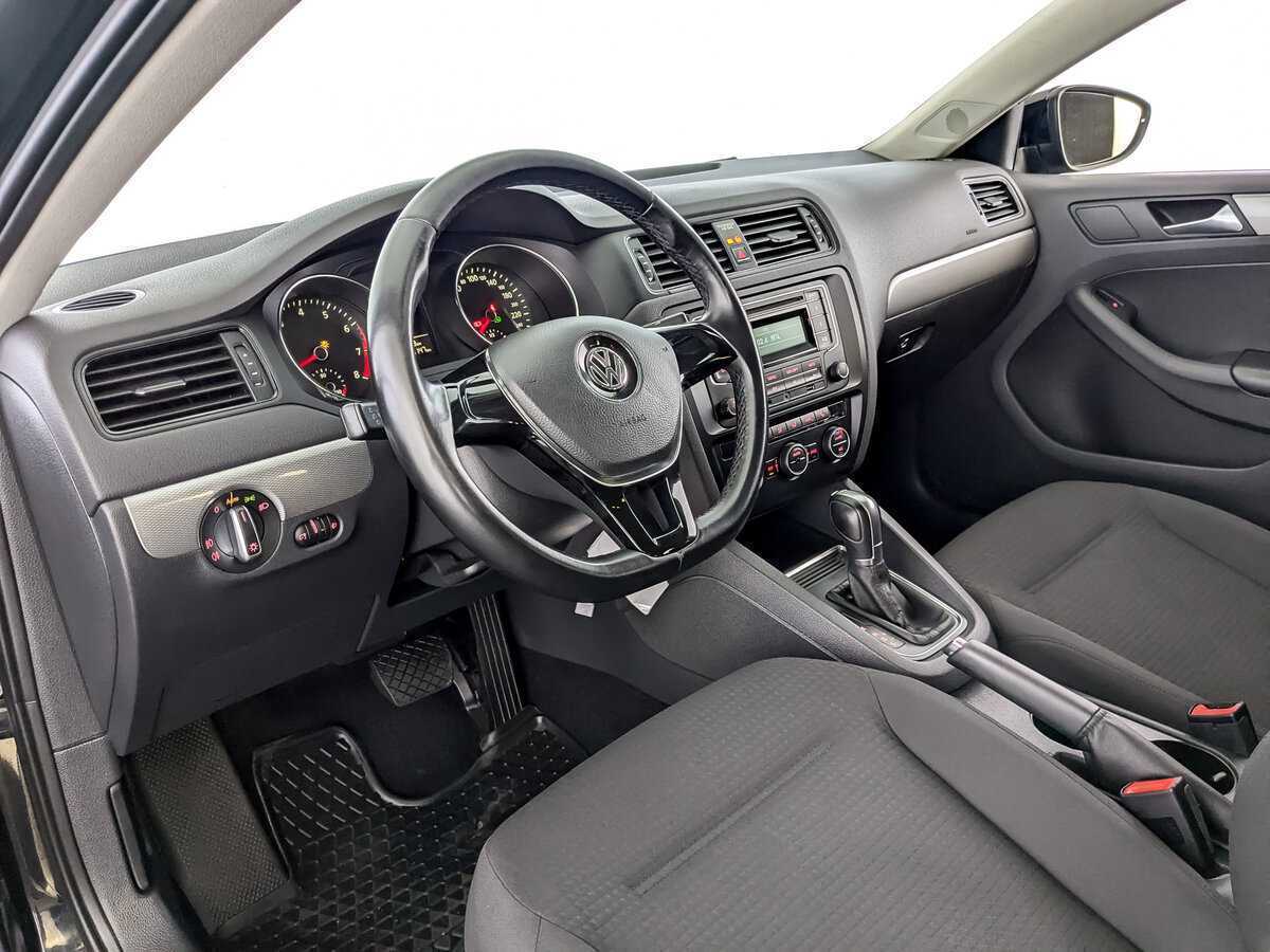 Купить Volkswagen Jetta с пробегом. Фото: #13