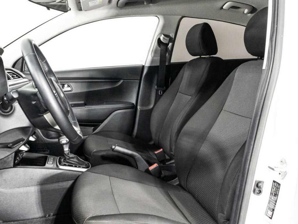 Купить Kia Rio с пробегом. Фото: #17