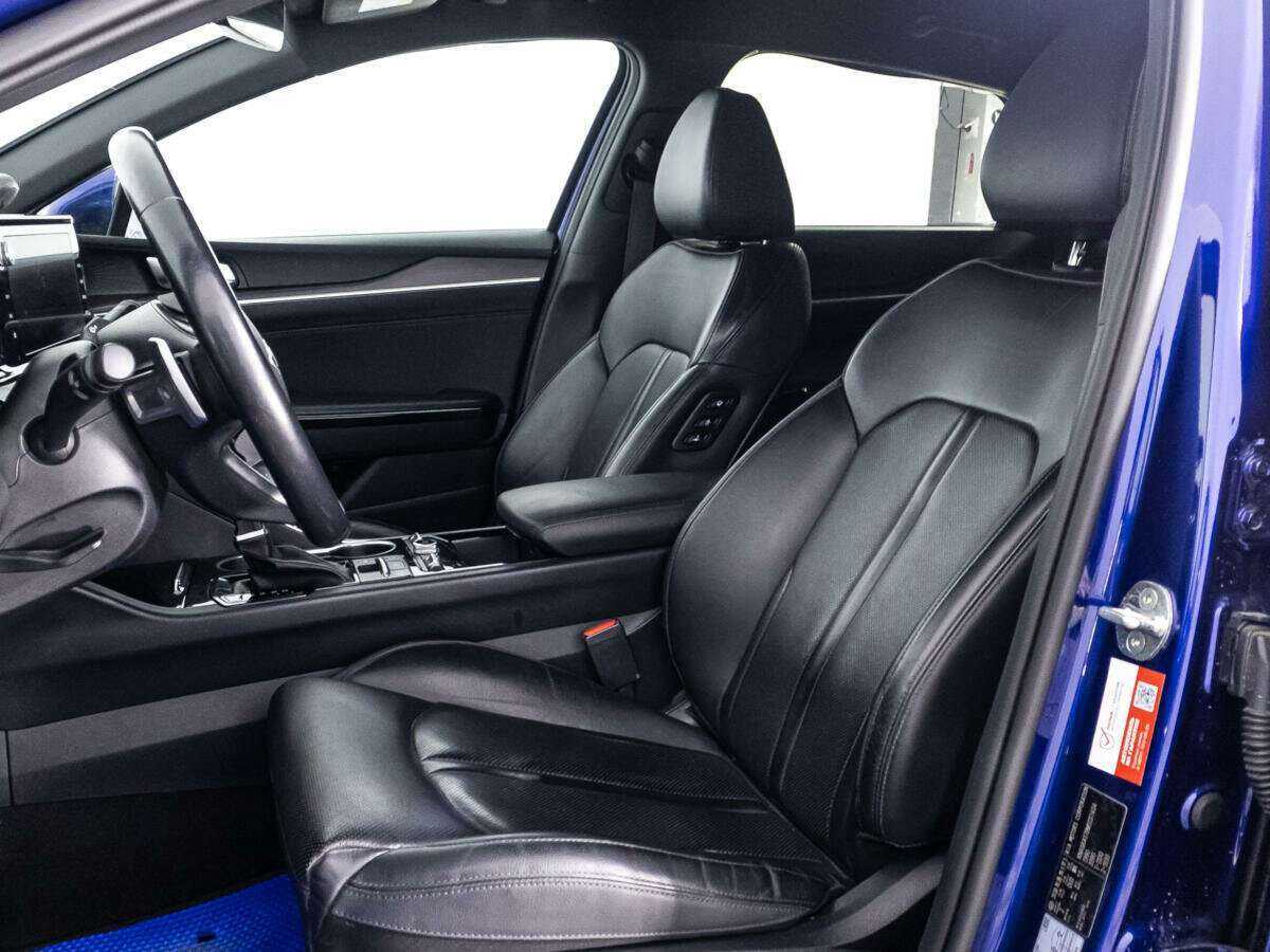 Купить Kia K5 с пробегом. Фото: #15