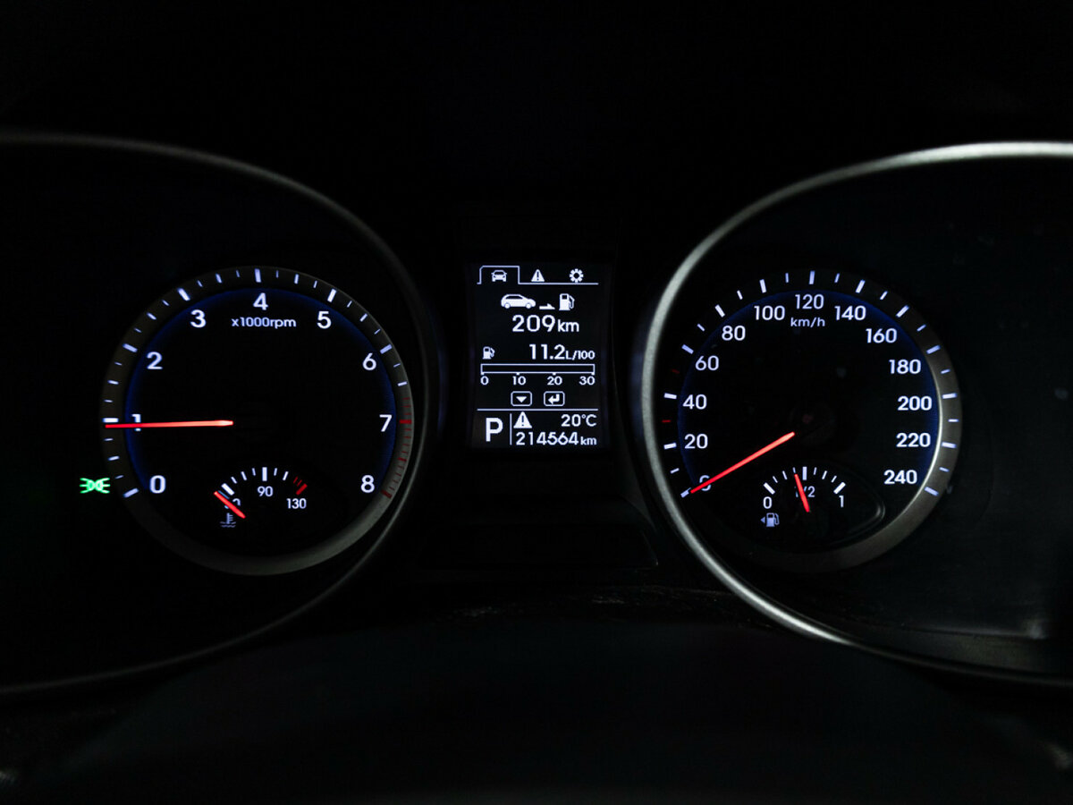 Купить Hyundai Santa Fe с пробегом. Фото: #11