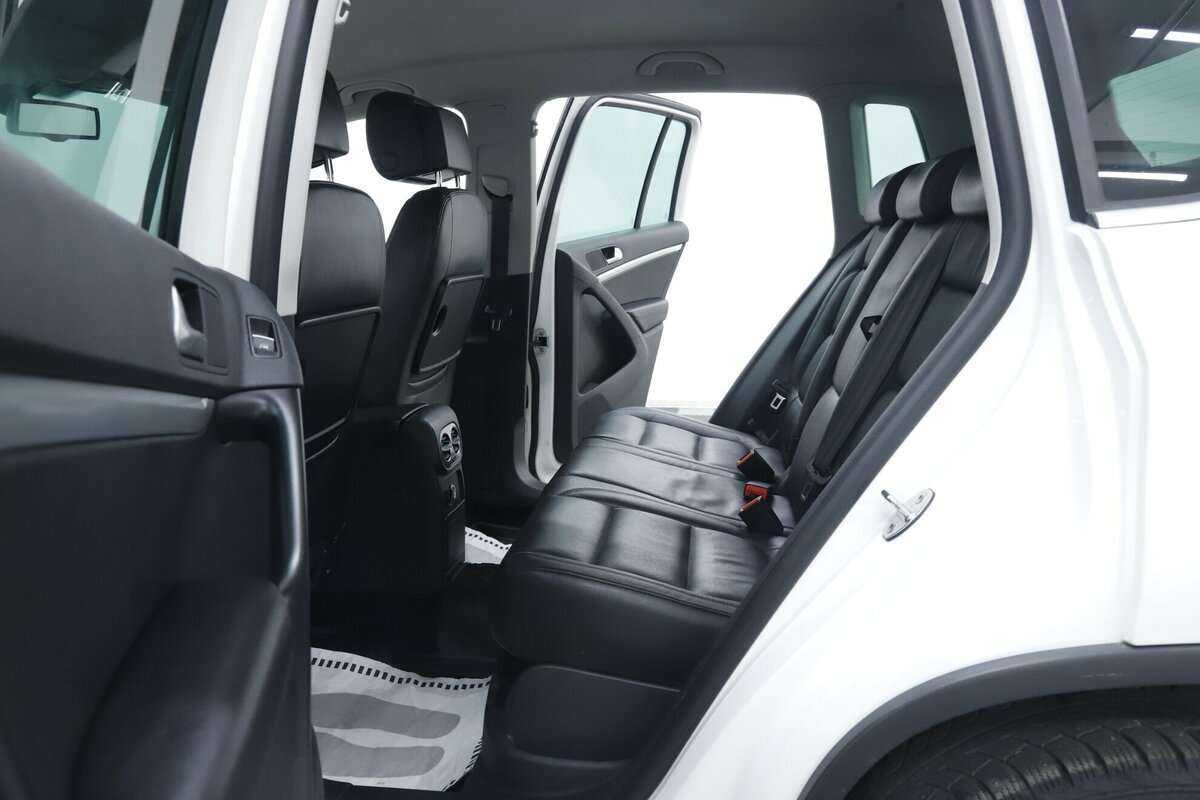 Купить Volkswagen Tiguan с пробегом. Фото: #18