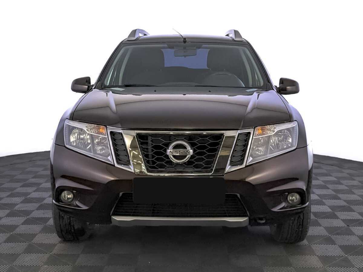 Купить Nissan Terrano с пробегом. Фото: #1