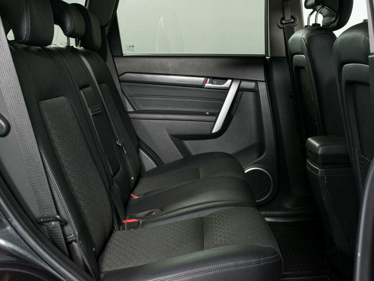 Купить Chevrolet Captiva с пробегом. Фото: #6
