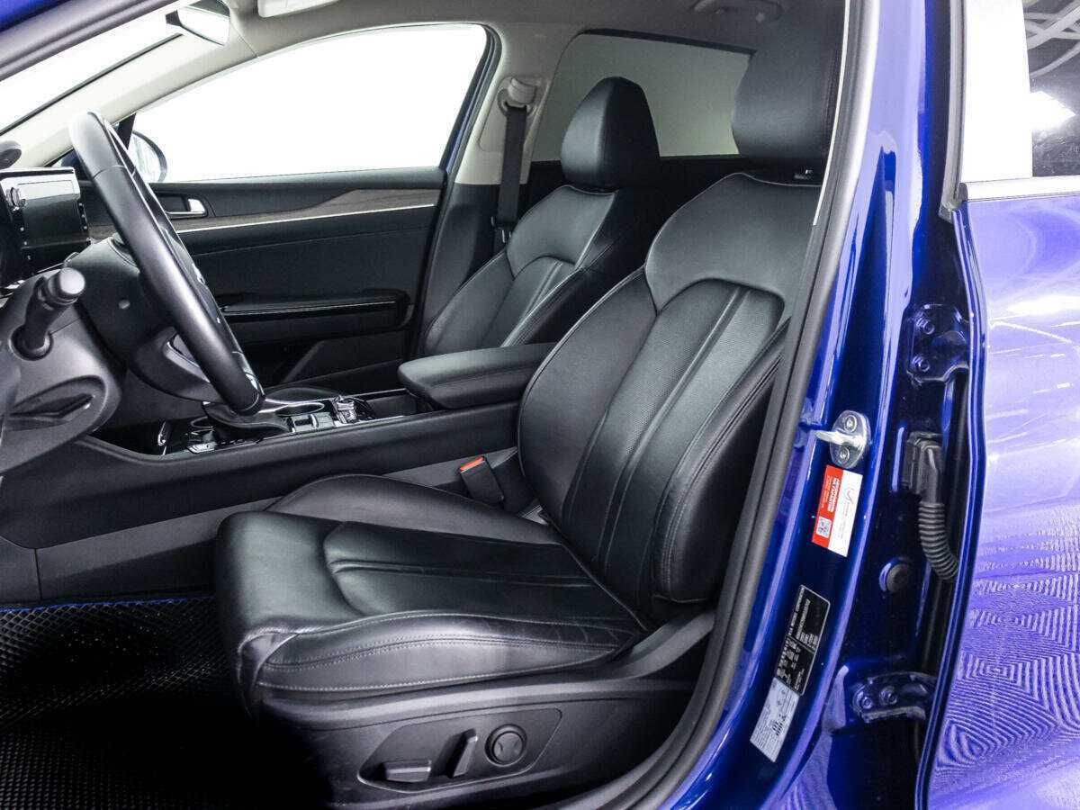 Купить Kia K5 с пробегом. Фото: #22