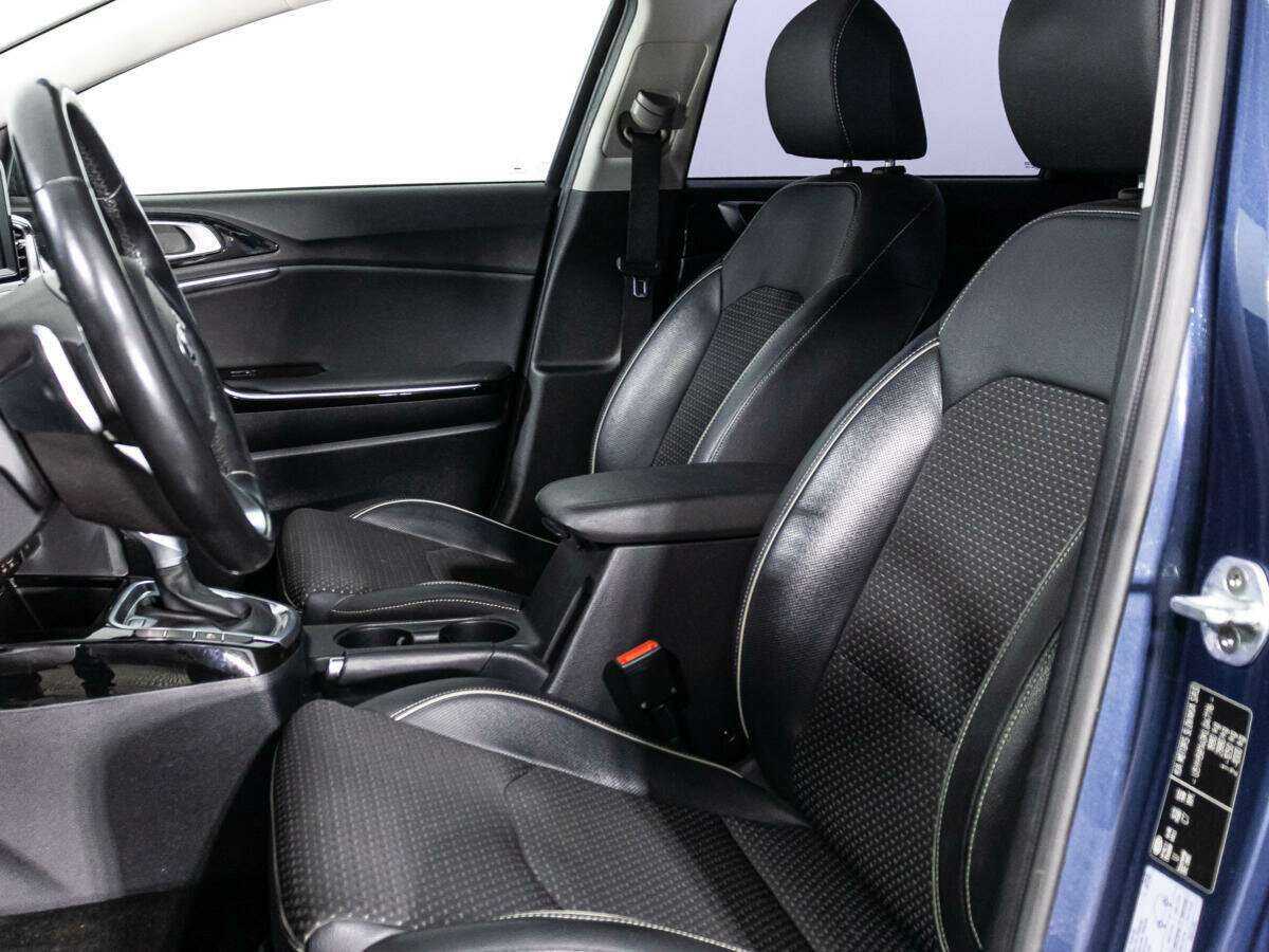 Купить Kia Ceed с пробегом. Фото: #15