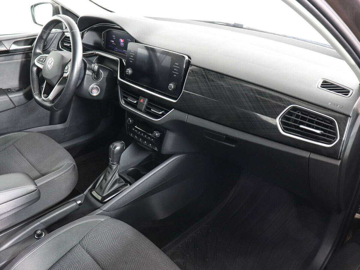 Купить Volkswagen Polo с пробегом. Фото: #9