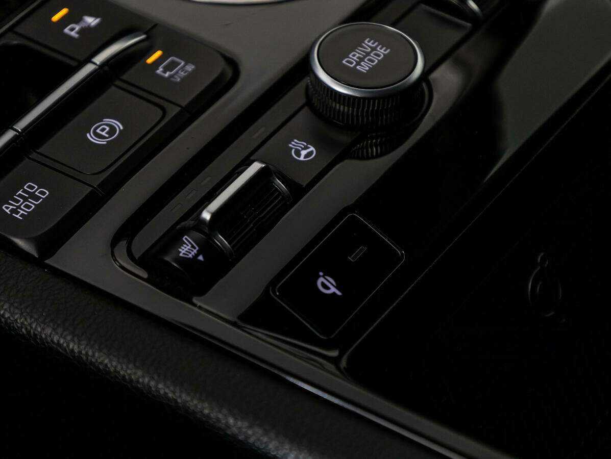 Купить Kia K5 с пробегом. Фото: #22