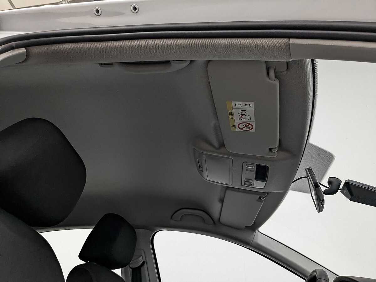 Купить Skoda Rapid с пробегом. Фото: #21