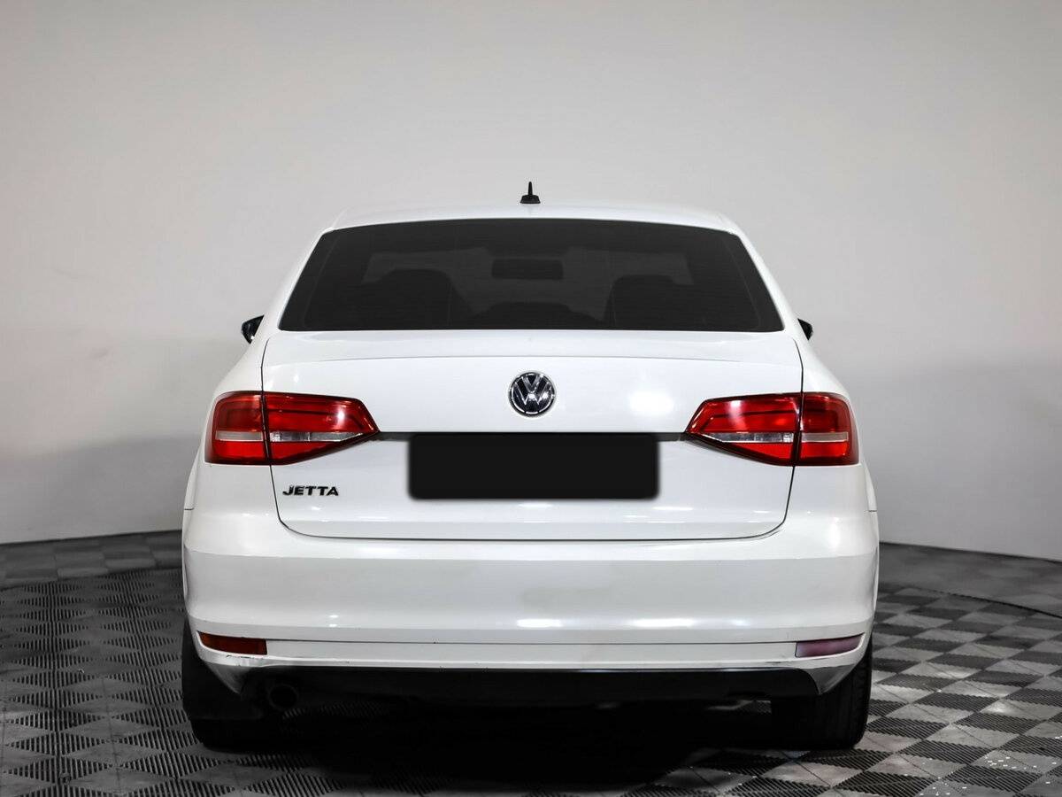Купить Volkswagen Jetta с пробегом. Фото: #4