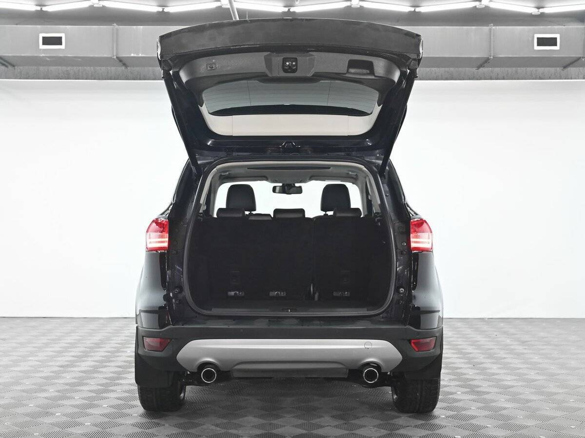 Купить Ford Kuga с пробегом. Фото: #4