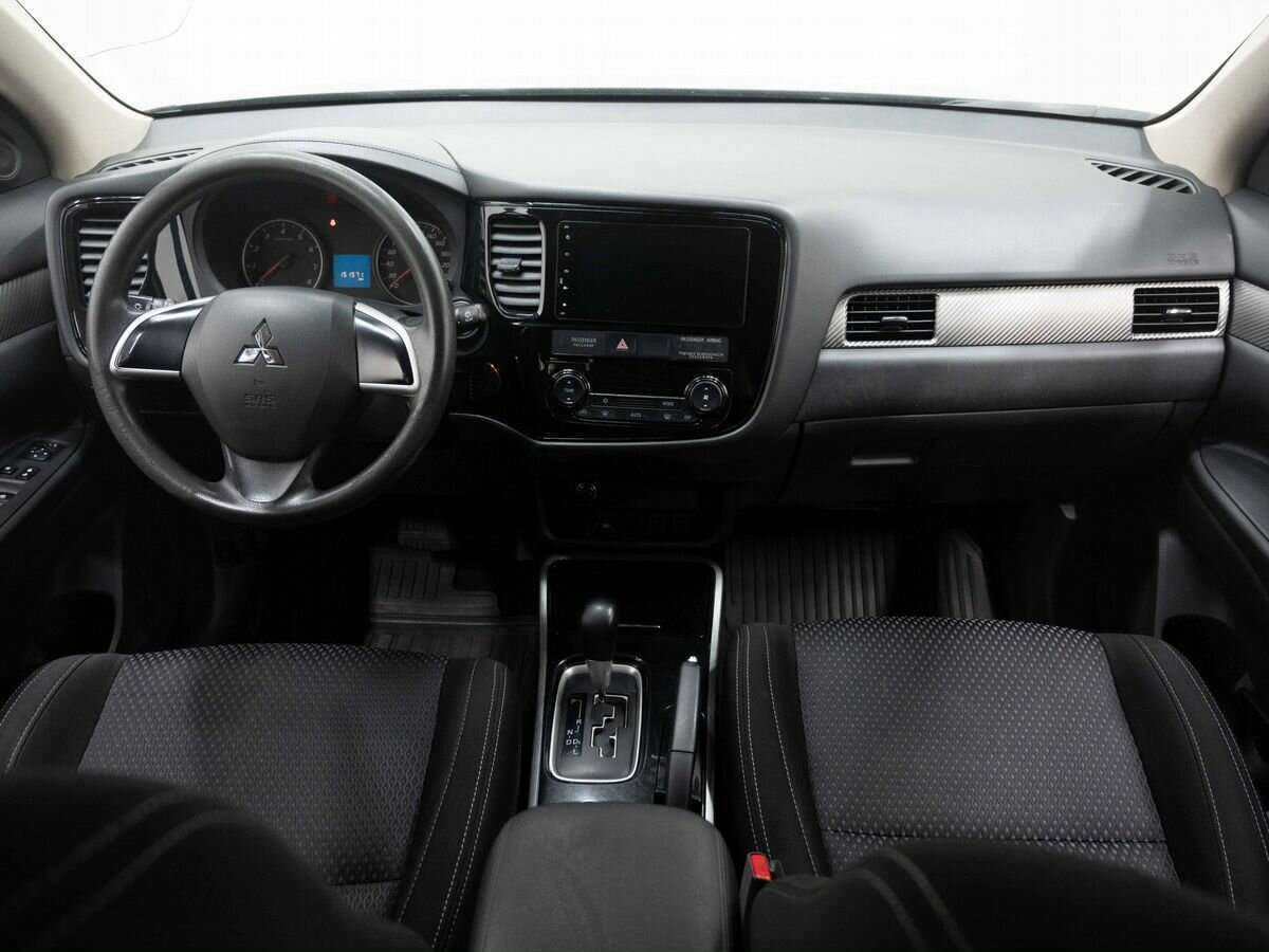 Купить Mitsubishi Outlander с пробегом. Фото: #12