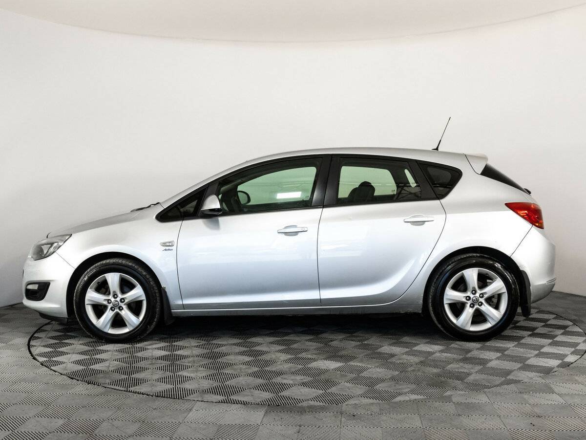 Купить Opel Astra с пробегом. Фото: #7