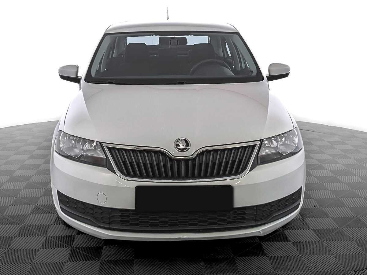 Купить Skoda Rapid с пробегом. Фото: #1