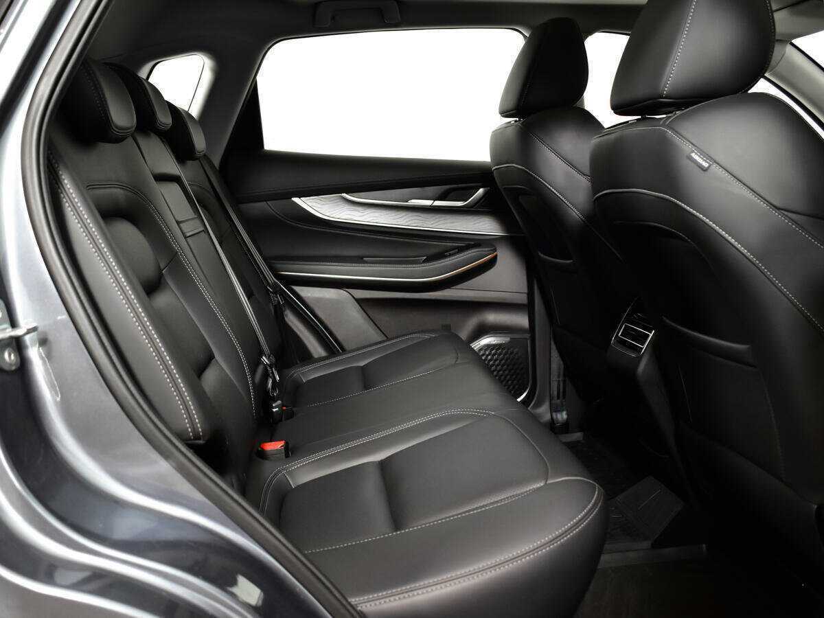 Купить EXEED LX с пробегом. Фото: #7