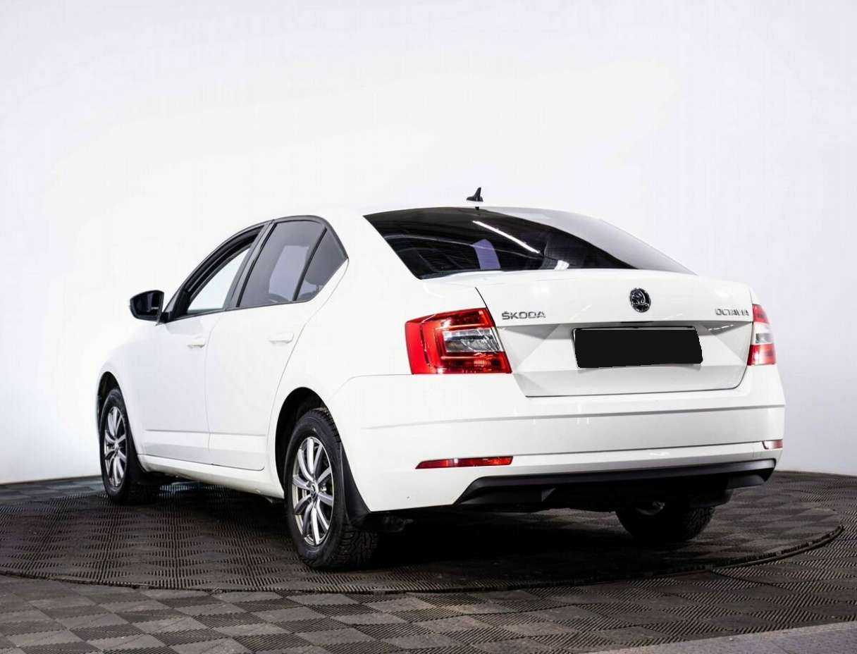 Купить Skoda Octavia с пробегом. Фото: #3