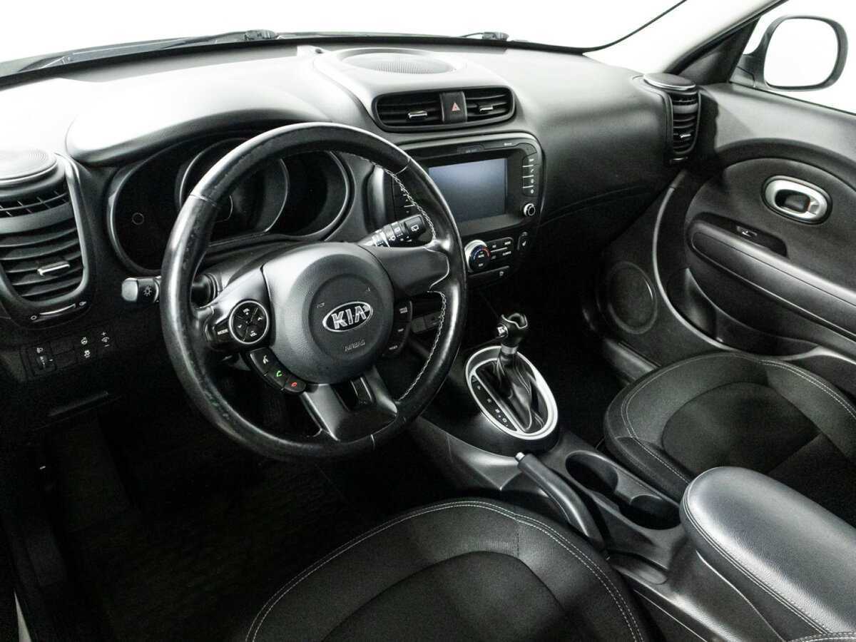 Купить Kia Soul с пробегом. Фото: #10