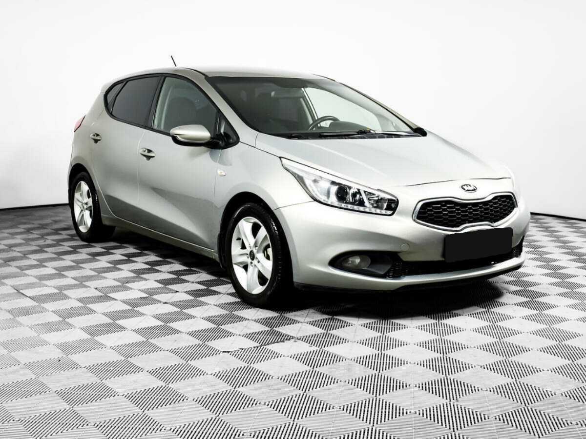Купить Kia Ceed с пробегом. Фото: #2