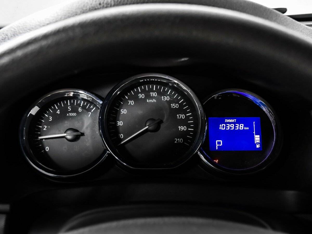 Купить Renault Logan с пробегом. Фото: #9