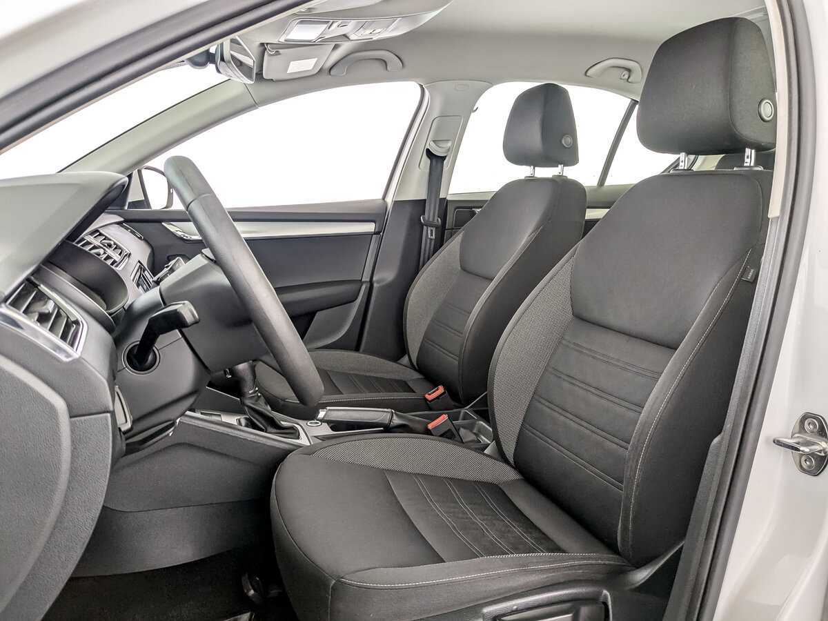 Купить Skoda Octavia с пробегом. Фото: #15