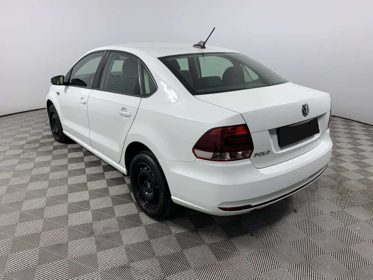 Купить Volkswagen Polo с пробегом. Фото: #5
