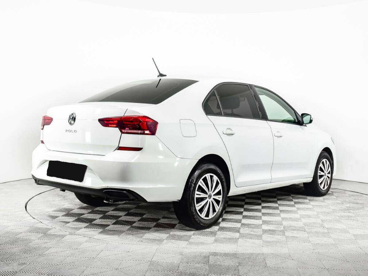 Купить Volkswagen Polo с пробегом. Фото: #4