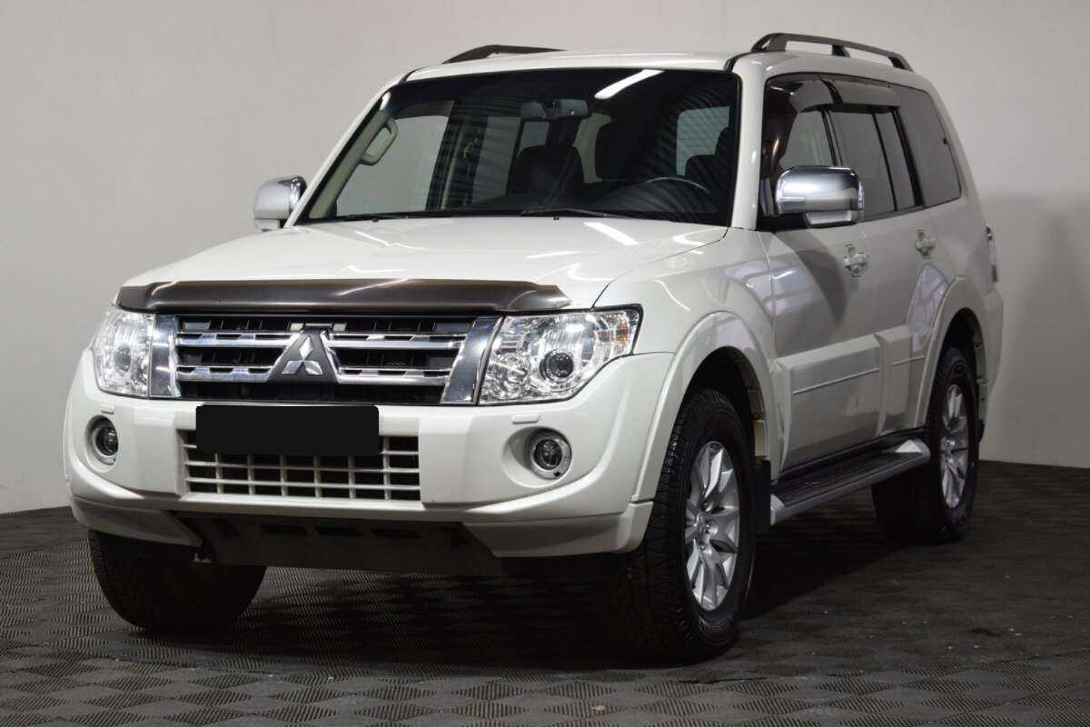 Купить Mitsubishi Pajero с пробегом. Фото: #0