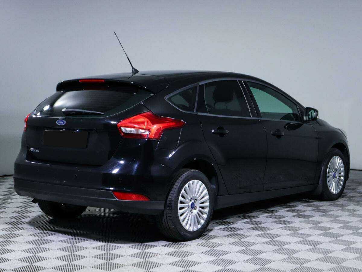 Купить Ford Focus с пробегом. Фото: #4