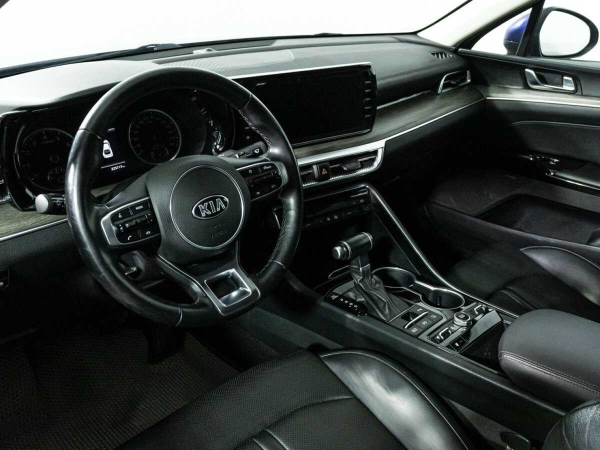 Купить Kia K5 с пробегом. Фото: #10