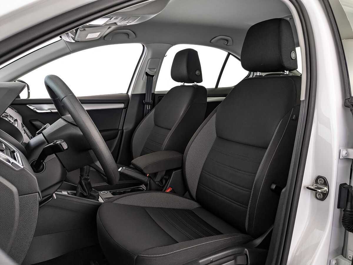 Купить Skoda Octavia с пробегом. Фото: #14