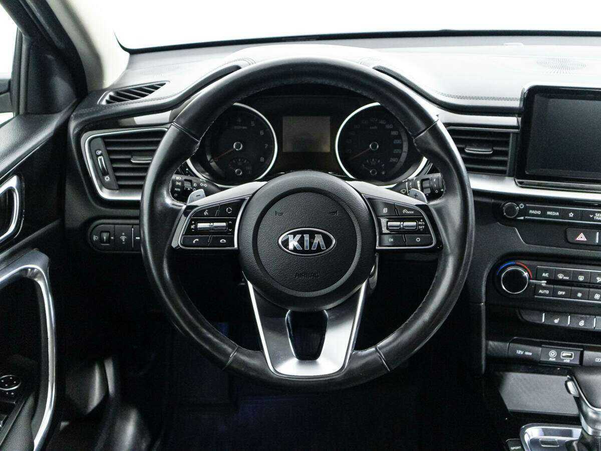 Купить Kia Ceed с пробегом. Фото: #16