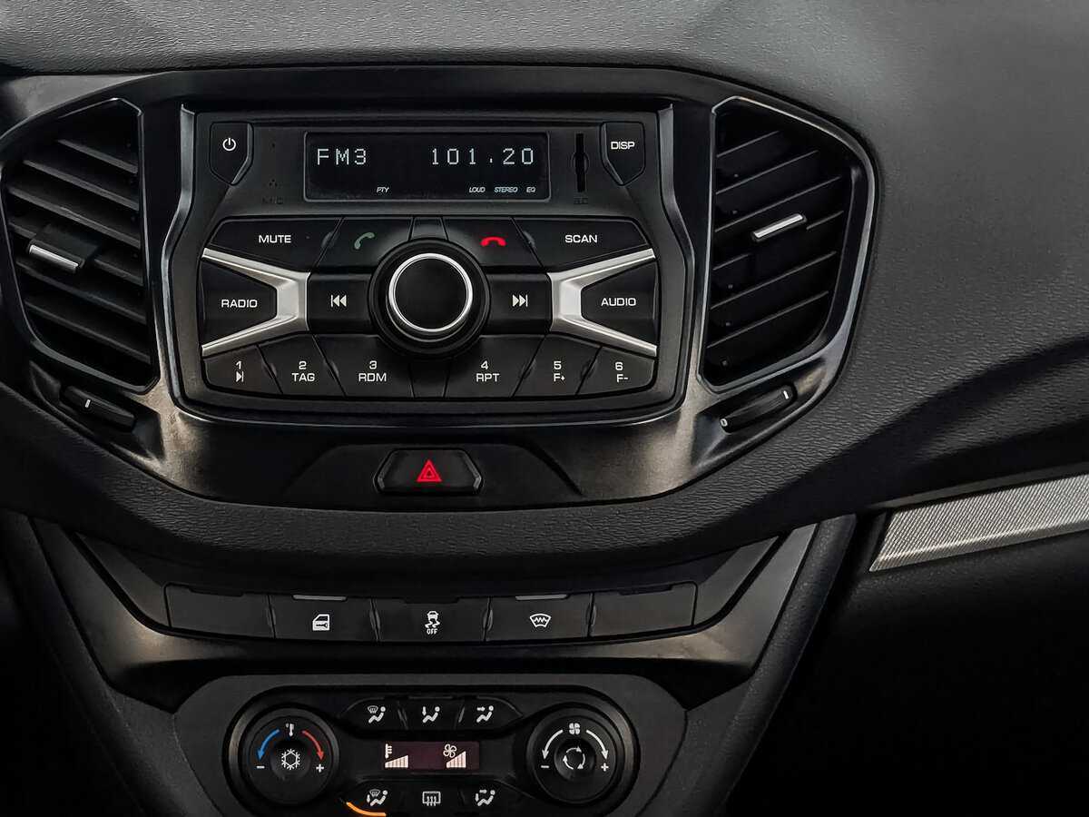 Купить Lada (ВАЗ) Vesta с пробегом. Фото: #16