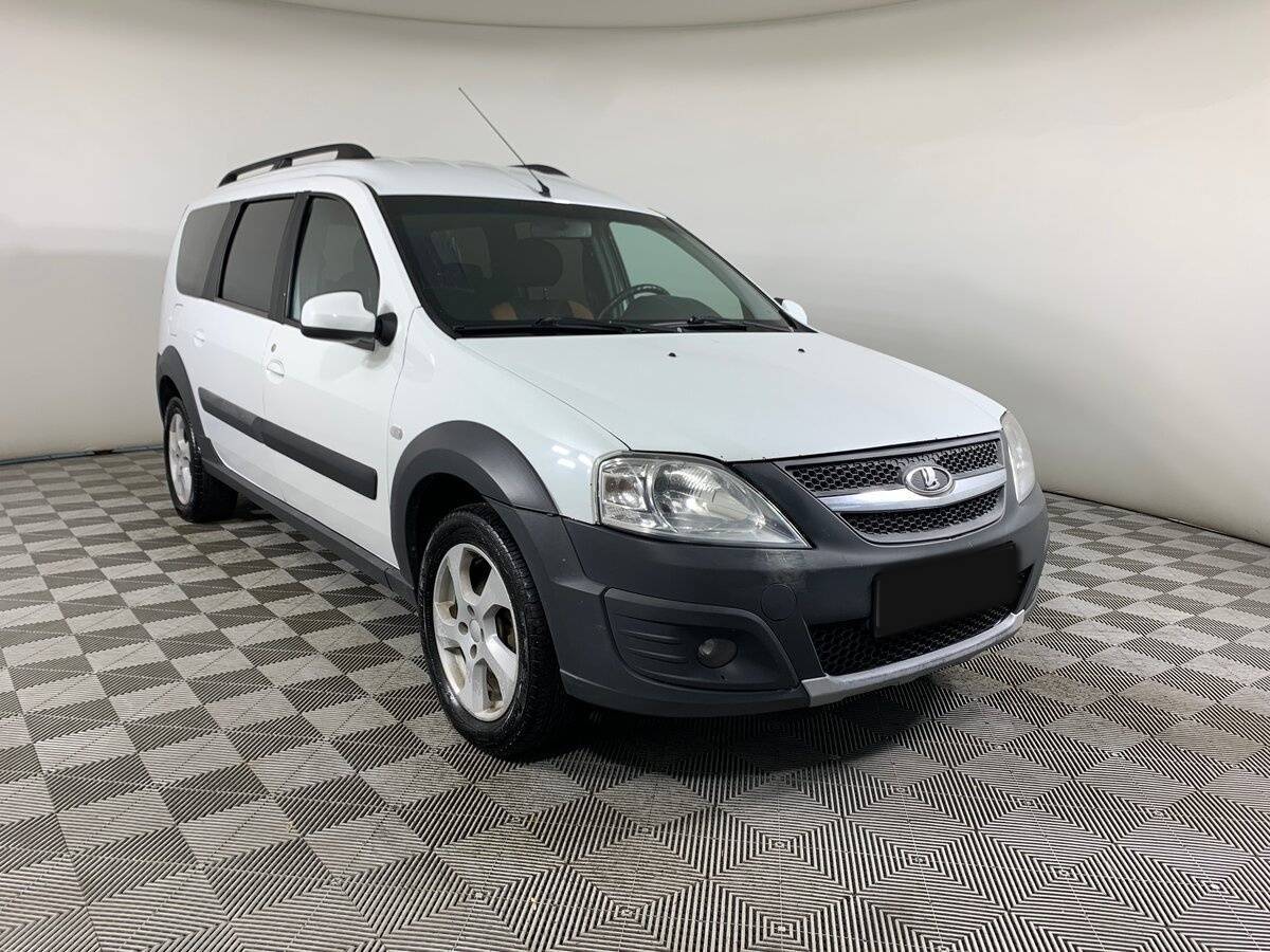 Купить Lada (ВАЗ) Largus с пробегом. Фото: #2