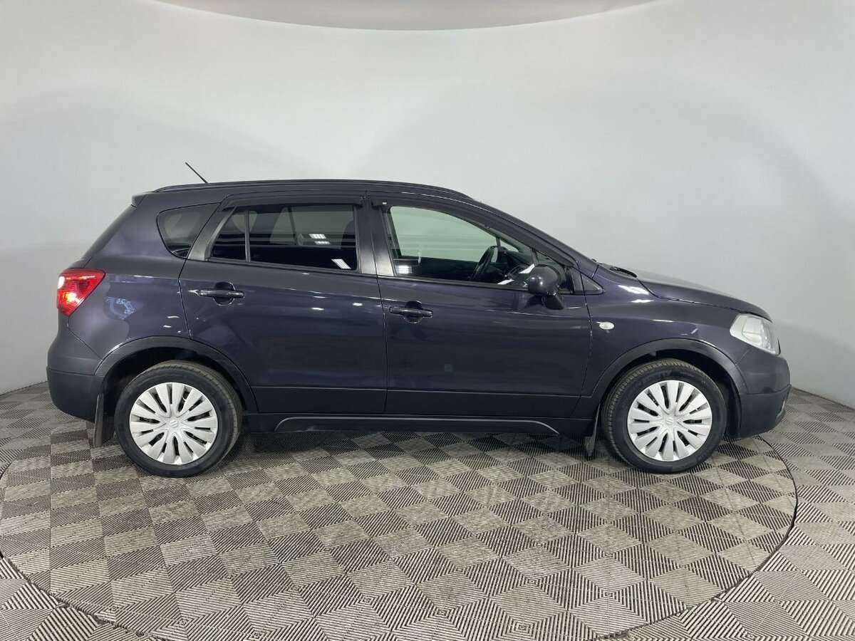 Купить Suzuki SX4 с пробегом. Фото: #3